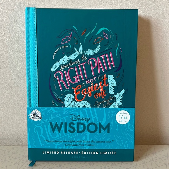 Disney Wisdom Collection Pocahontas Notebook 5/12 - Picture 1 of 2